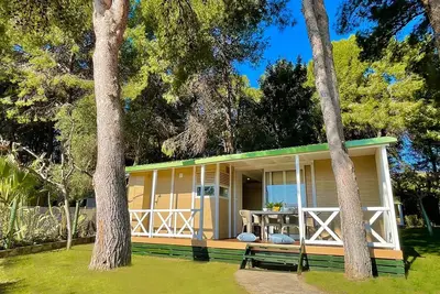Image de Chalet Méditerranéen avec terrasse