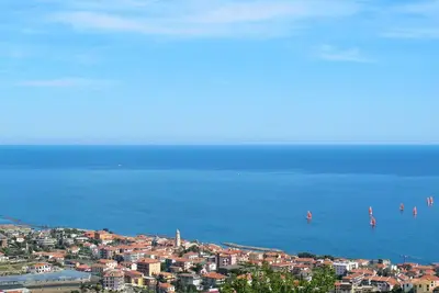 Image de Bel appartement pour 4 personnes avec Wifi, balcon, animaux admis, vue panoramique et parking