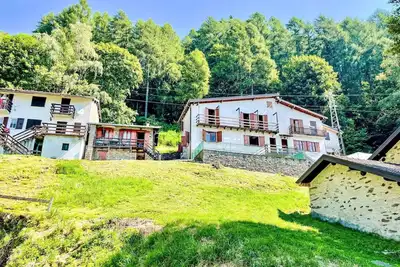 Image de Belle maison de vacances privée pour 6 personnes avec patio et animaux admis