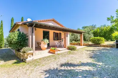 Image de Belle maison de vacances privée avec piscine, terrasse, animaux admis et parking