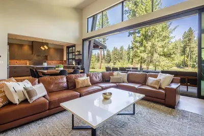 Image de Suncadia 6 bdrm luxurious with magnificent golf views