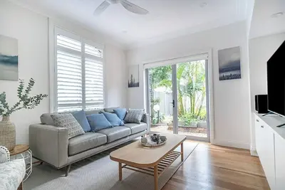 Image de The Newtowner - Stylish Home in the heart of Newtown!