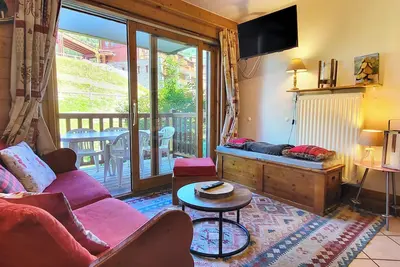 Image de Charme savoyard, pied pistes, piscine & spa, coeur Alpages - Résidence Premium