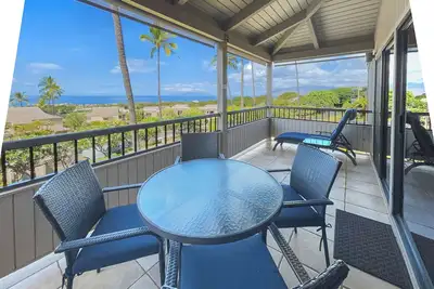 Image de Oceanview Serenity Meets Modern Comfort: Discover Wailea Ekolu #402