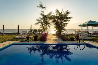 Image de Charming 2-bedroom house in wonderful Farol Belém with Ac, WiFi