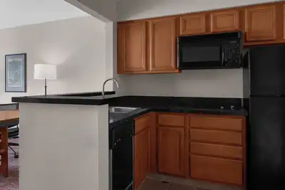 Image de Convenient Studio w/ Fully Equipped Kitchen off San Tomas Expy - Parking
