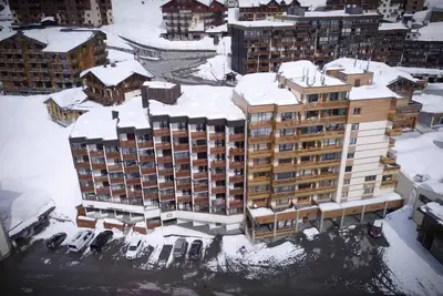 Image de 100m du centre station, 1er étage, balcon, télévision, casier à ski, 40m², Val Thorens