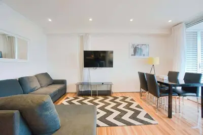 Image de Amyra Residences on Rowlands Place - Unit 1506