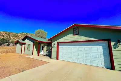 Image de Sundance LakeHouse: 3 bed 2 bath Oasis! 5 min from Roosevelt Lake