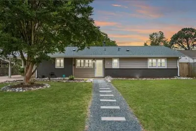 Image de On the River - Quiet Cove Creek 4br Home near it all.