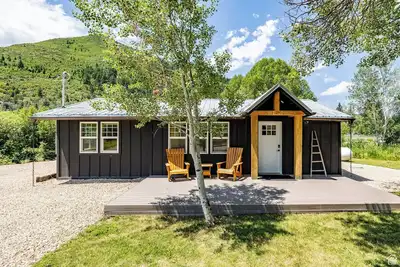 Image de Cozy Luxury River Front Home in Kamas with Hot Tub