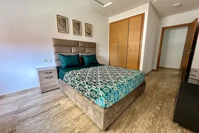 Image de Appartement calme et pratique Ă 2 minutes du tramway Ă Casablanca