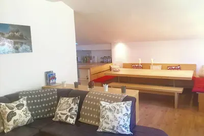 Image de Spacious apartment in Maria Alm, 50m to the ski lift!