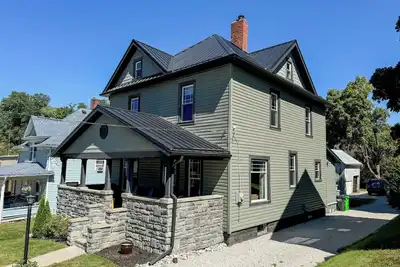 Image de Charming 1890 Two-Story Downtown Millersburg Home