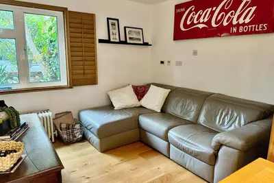 Image de Family home near Ham House and the River Thames