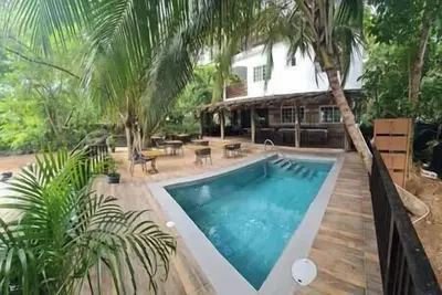 Image de Lovely 9 Br Cottage in Negril