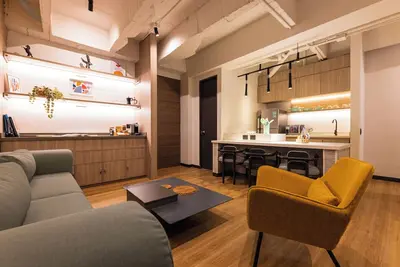 Image de - ¡ Central & Stylish 2bdr Unit! -