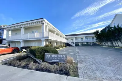 Image de Cape May Driftwood Condo Beach Block Sleeps 7