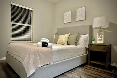 Image de Charming 2-bedroom apartment in Durant with Ac, WiFi
