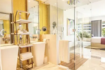 Image de 5-Star Elegance: 2 Bedroom Master Suite on Adult's Only Resort