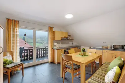Image de Appartement 'Ferienwohnung Sonnenblume' avec vue sur les montagnes, terrasse privée et Wi-Fi