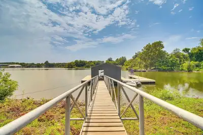 Image de On-Site Lake Access: Pet-Friendly Vinita Home