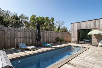 Image de Belle maison de vacances privée avec Wifi, piscine privée, Tv, terrasse, animaux admis et parking