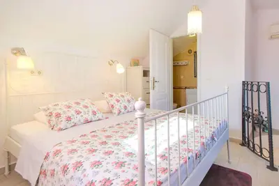 Image de Belle maison de vacances pour 4 personnes avec climatisation, Wifi, Tv et parking
