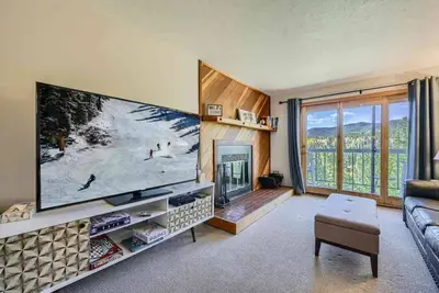 Image de Snowscape 64: Cozy Condo Steps from Hiking, Stunning Views, Pool, Hot Tub, Game Room, Near by Skiing