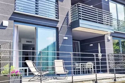 Image de Confortable appartement pour 3 personnes avec piscine, climatisation, Wifi, Tv, terrasse et parking