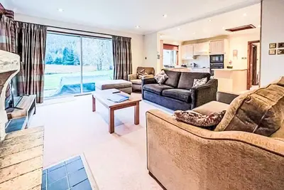 Image de Merveilleuse maison de vacances privée avec Wifi, Tv, patio, vue panoramique et parking