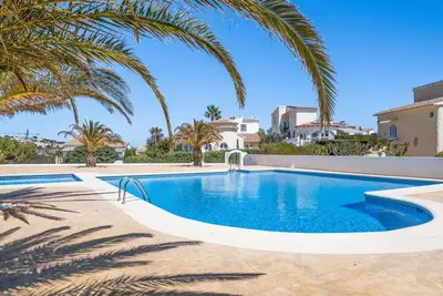 Image de Merveilleuse maison de vacances privée avec Wifi, climatisation, piscine, Tv et patio