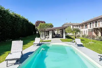 Image de Agréable appartement pour 4 personnes avec Wifi, piscine, Tv, patio, animaux admis et parking