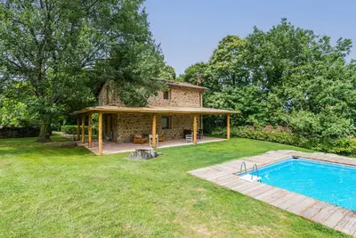 Image de Belle maison de vacances privée avec piscine privée, Wifi, Tv, patio et parking
