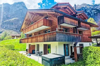 Image de Bel appartement avec bain à remous, Wifi, Tv, terrasse, vue panoramique et parking