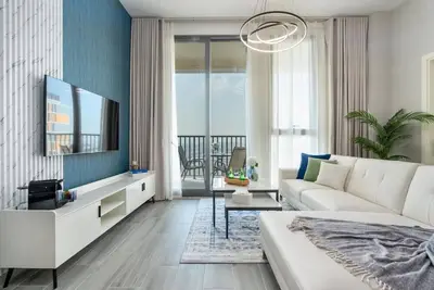 Image de Luxurious City Retreat 2br Apt with Stunning Views