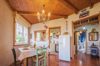 Image de Belle maison de vacances privée pour 5 personnes avec Wifi, climatisation, Tv, terrasse et parking