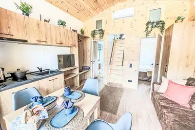 Image de Appartement dans une maison de vacances avec climatisation, Tv, terrasse, animaux admis, parking