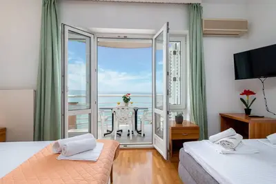 Image de Bel appartement pour 4 personnes avec Wifi, climatisation, Tv et balcon