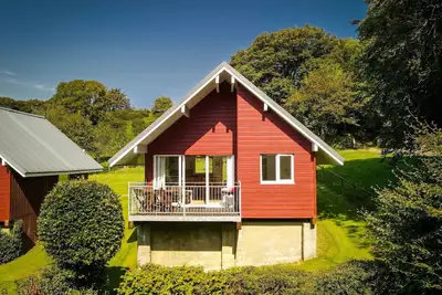 Image de Belle maison de vacances privée avec bain à remous, Wifi, Tv, patio, animaux admis et parking