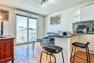 Image de Confortable appartement pour 4 personnes avec Wifi, Tv, balcon, animaux admis et parking