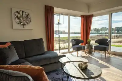 Image de Merveilleuse maison de vacances privée pour 6 personnes avec Wifi, Tv, terrasse et parking