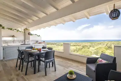 Image de Bel appartement pour 4 personnes avec Wifi, climatisation, Tv, terrasse, vue panoramique et parking