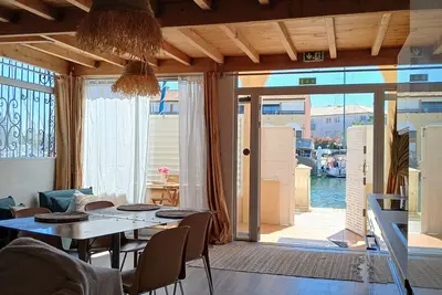 Image de Vue port & Plage Ă 10min Ă pied. Appart. 50m2 & terrasse 15m2 Carnon Plage ouest