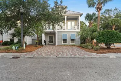 Image de Anchor of My Sol! Beautiful 4br, Closest Home to the Beach!