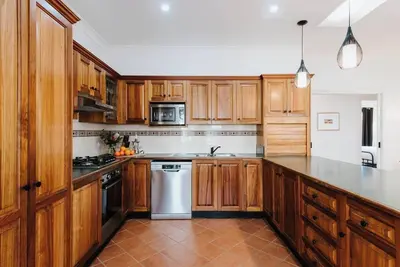 Image de Mulberry on Melton A Charming Poolside Cottage