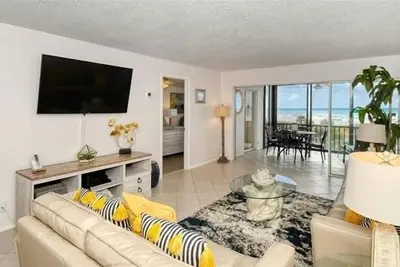 Image de Gulf Views 2 Bed 2 Bath at Siesta Key Beach 100 Steps to the Sand