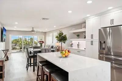 Image de Professionally Decorated 2 Bed 2 Bath at Siesta Key Beach with Gulf Views