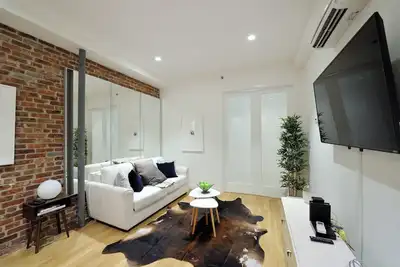 Image de Vibrant 2br Oasis in Hell's Kitchen