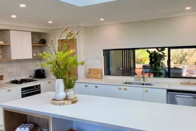 Image de Wildwood Retreat: Luxury Vineyard Escape